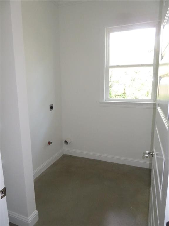 laundry room with electric dryer hookup