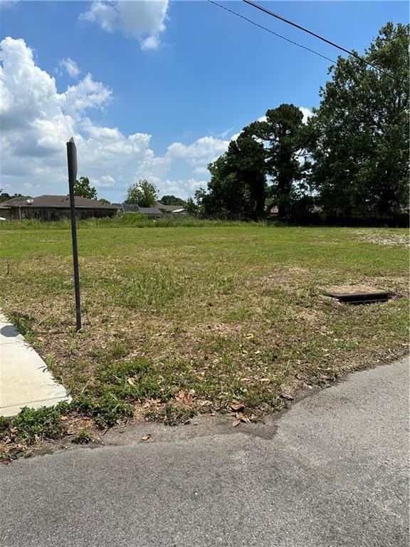 Listing photo 2 for Halsey Ave, New Orleans LA 70114