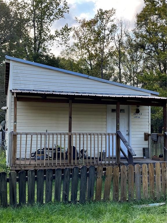 view of front of home