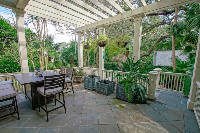 view of patio featuring a pergola