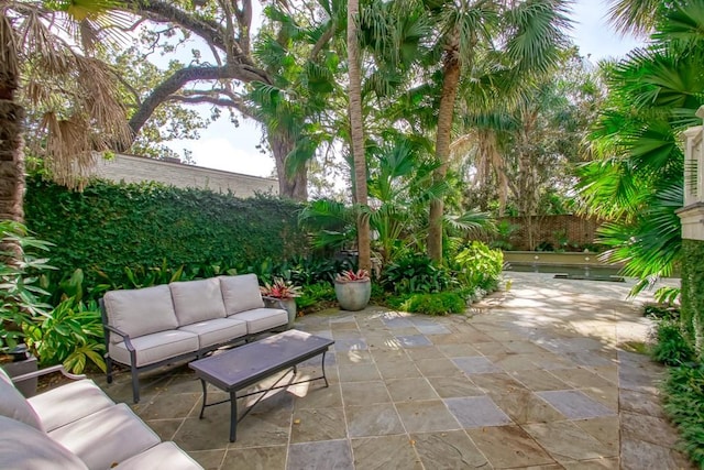 view of patio / terrace featuring outdoor lounge area