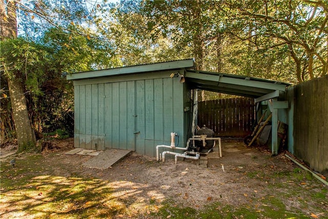 view of outbuilding