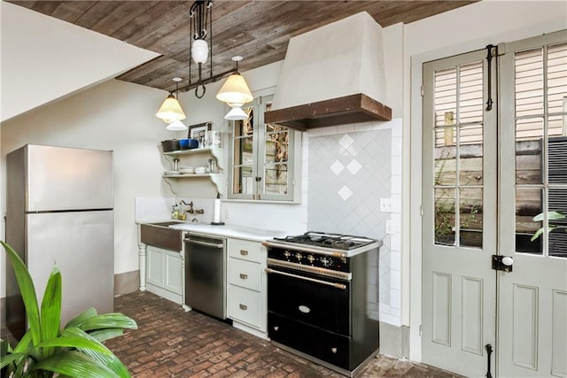 626 Burgundy St, New Orleans, LA 70112 - photo 11