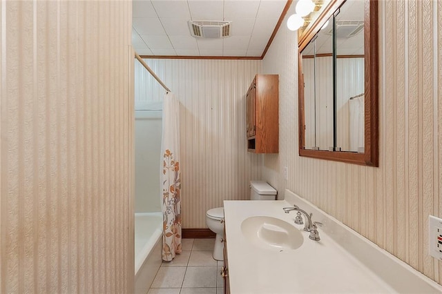 full bathroom with toilet, shower / bathtub combination with curtain, crown molding, tile floors, and sink