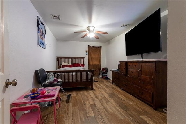 12461 Wardline Rd, Hammond, LA 70401 - bedroom featuring ceiling fan and hardwood / wood-style flooring