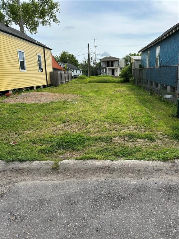 Listing photo 3 for 1030 Verret St, New Orleans LA 70114