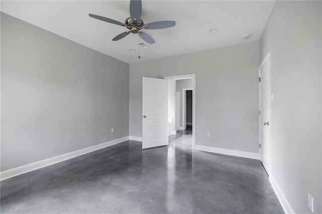 unfurnished bedroom with ceiling fan