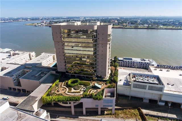 bird's eye view with a water view