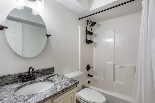 full bathroom featuring toilet, shower / bathtub combination with curtain, and vanity