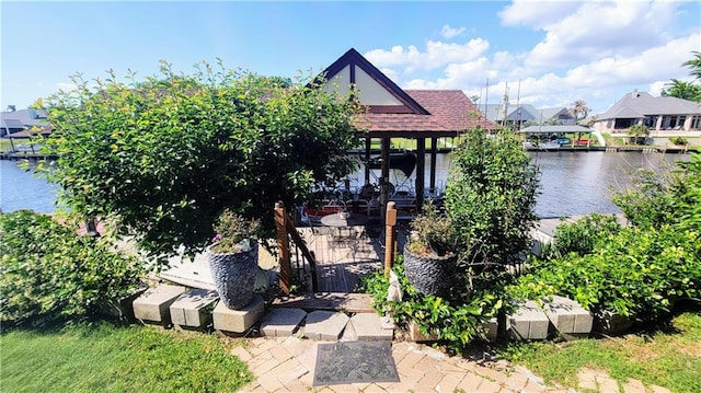 dock area featuring a water view