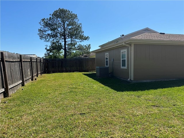 view of yard featuring central AC