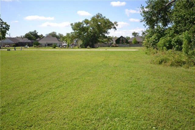 145 Pleasant Valley Dr, Des Allemands, LA 70030 - photo 4