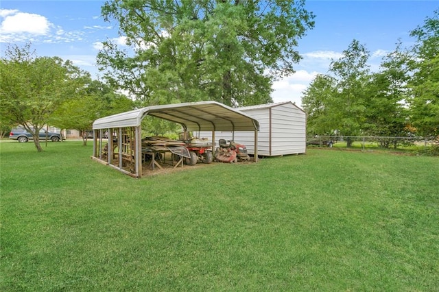 view of yard with a carport