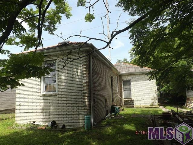 2020 Pleasure St, New Orleans, LA 70122 - photo 2