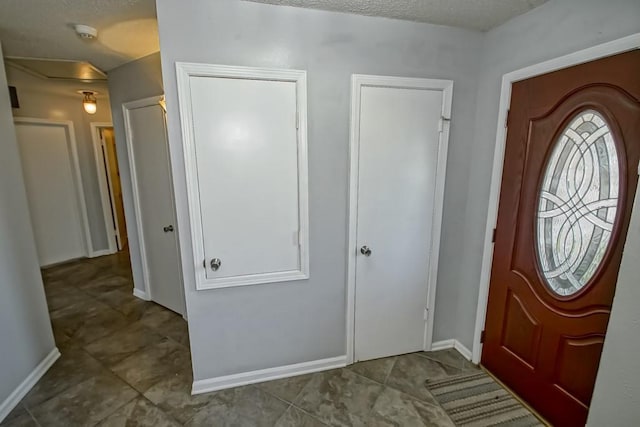 2545 Kismet St, Marrero, LA 70072 - entryway with baseboards
