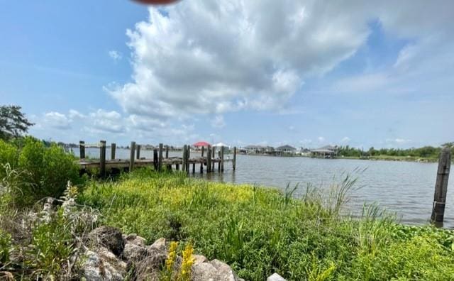 Listing photo 3 for 4363 Jean Lafitte Blvd, Lafitte LA 70067