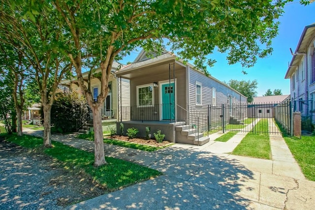 view of front of property featuring covered porch