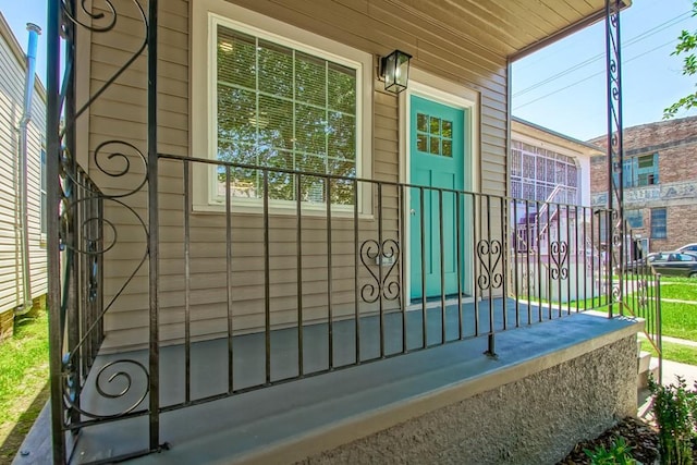 exterior space with a porch