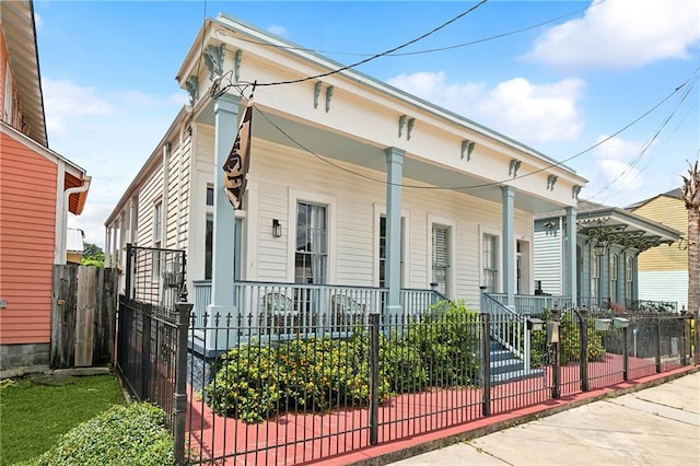 view of front of house with covered porch