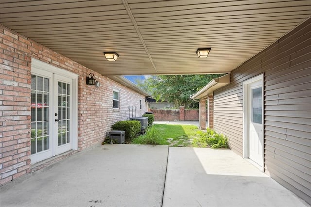 205 Stonehaven Dr, Belle Chasse, LA 70037 - view of patio with french doors