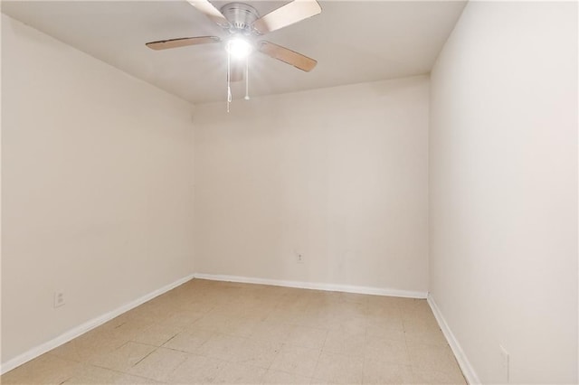 empty room with ceiling fan