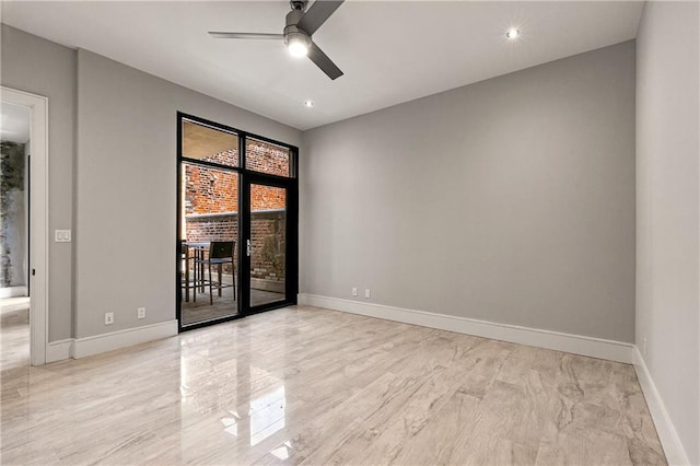 empty room with ceiling fan