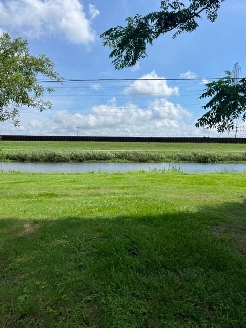 8425 Hermatage Dr, Chalmette, LA 70043