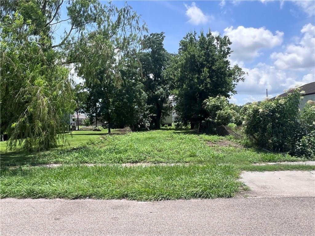 1811 Flood St, New Orleans, LA 70117