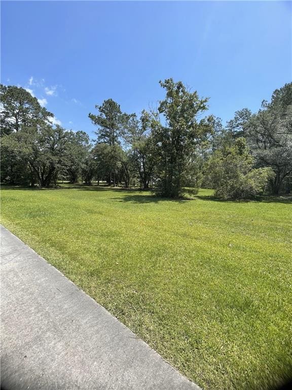 Listing photo 2 for 150 Windermere Way, Madisonville LA 70447