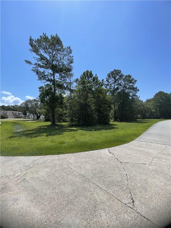 Listing photo 3 for 150 Windermere Way, Madisonville LA 70447