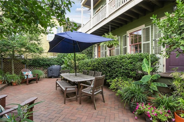 view of patio / terrace featuring a grill