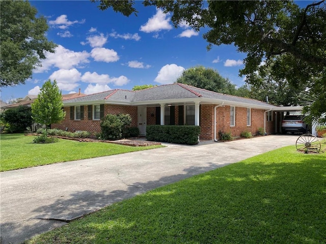 ranch-style house with a front lawn