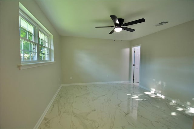 empty room with ceiling fan