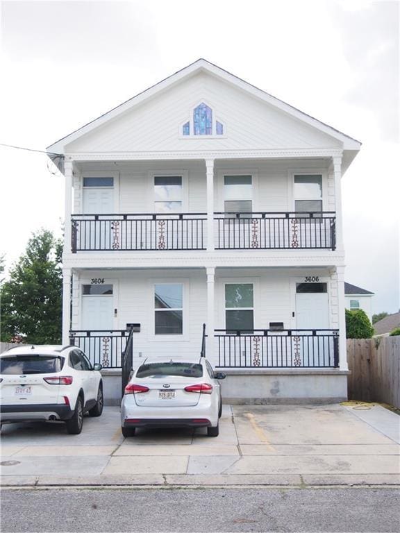 3604-06 3612-14 3616-18 3rd St, New Orleans, LA 70125 - view of front of property with a balcony and covered porch