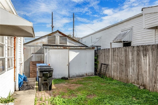 4102 Dauphine St, New Orleans, LA 70117 - view of shed