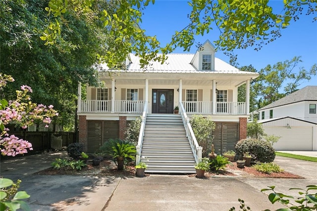 view of front of home with covered porch