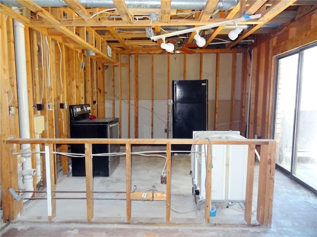 miscellaneous room featuring washer / clothes dryer