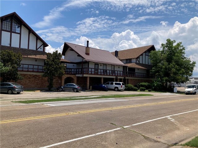 view of building exterior