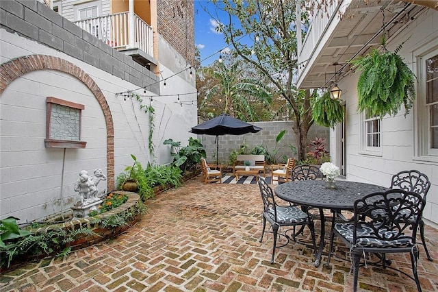 view of patio featuring an outdoor living space