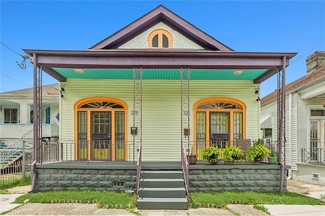 view of front of property with covered porch