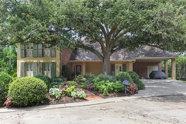 view of front of house featuring a carport