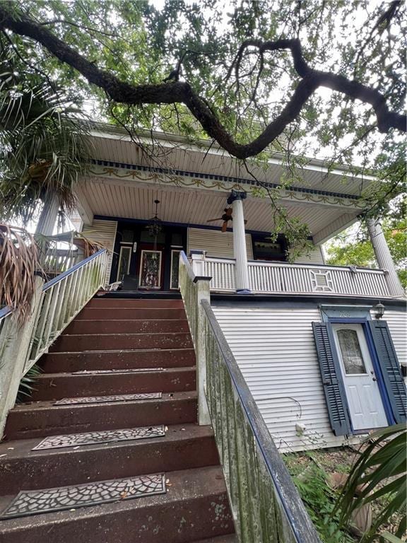 710 N Carrollton Ave, New Orleans, LA 70119 - exterior space featuring covered porch