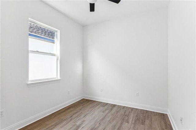 718 W Dr, Westwego, LA 70094 - spare room featuring wood finished floors and a ceiling fan