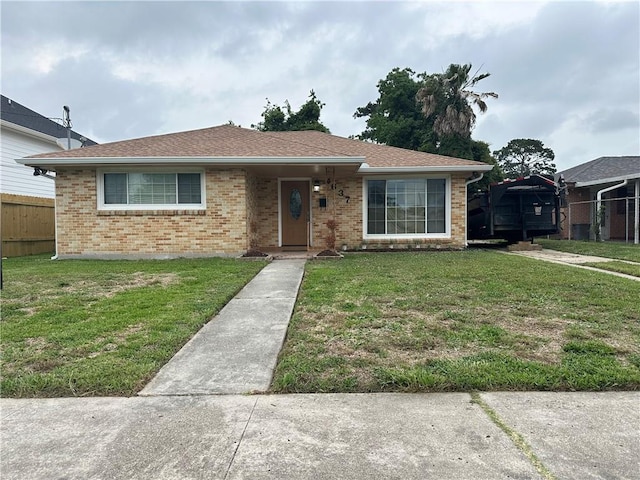 view of front of house with a front yard