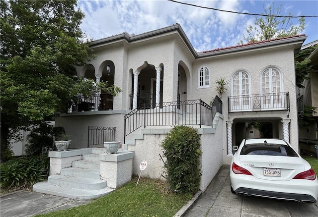 view of mediterranean / spanish-style house