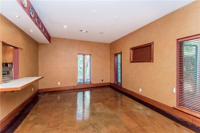 500 W Willow St, Ponchatoula, LA 70454 - interior space