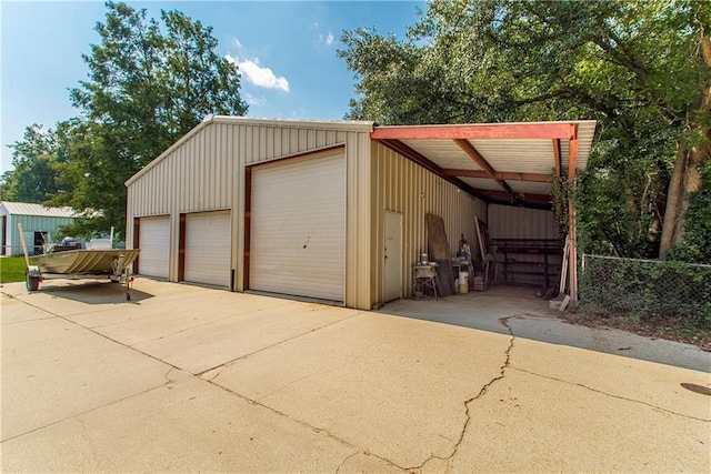 500 W Willow St, Ponchatoula, LA 70454 - view of garage