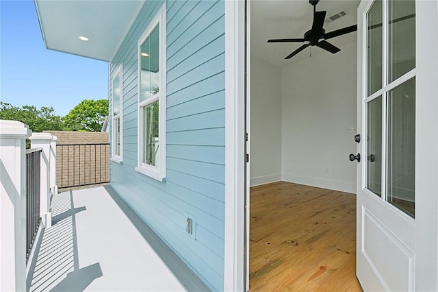 balcony with ceiling fan