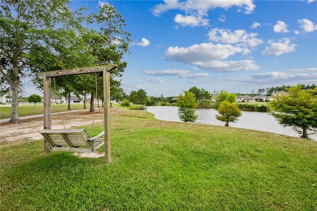 view of yard with a water view