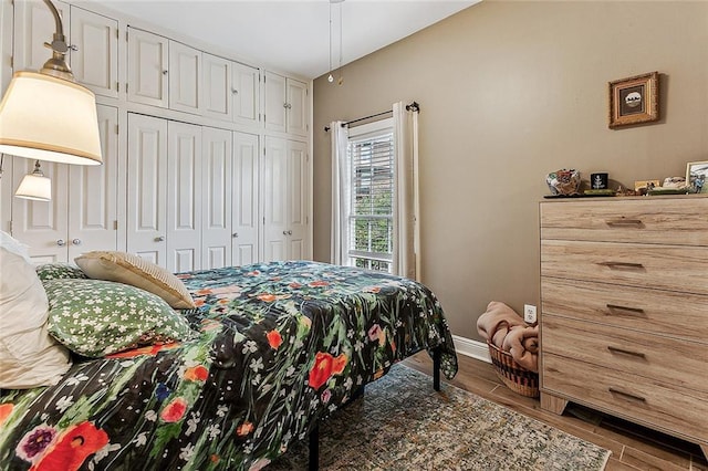 bedroom featuring a closet